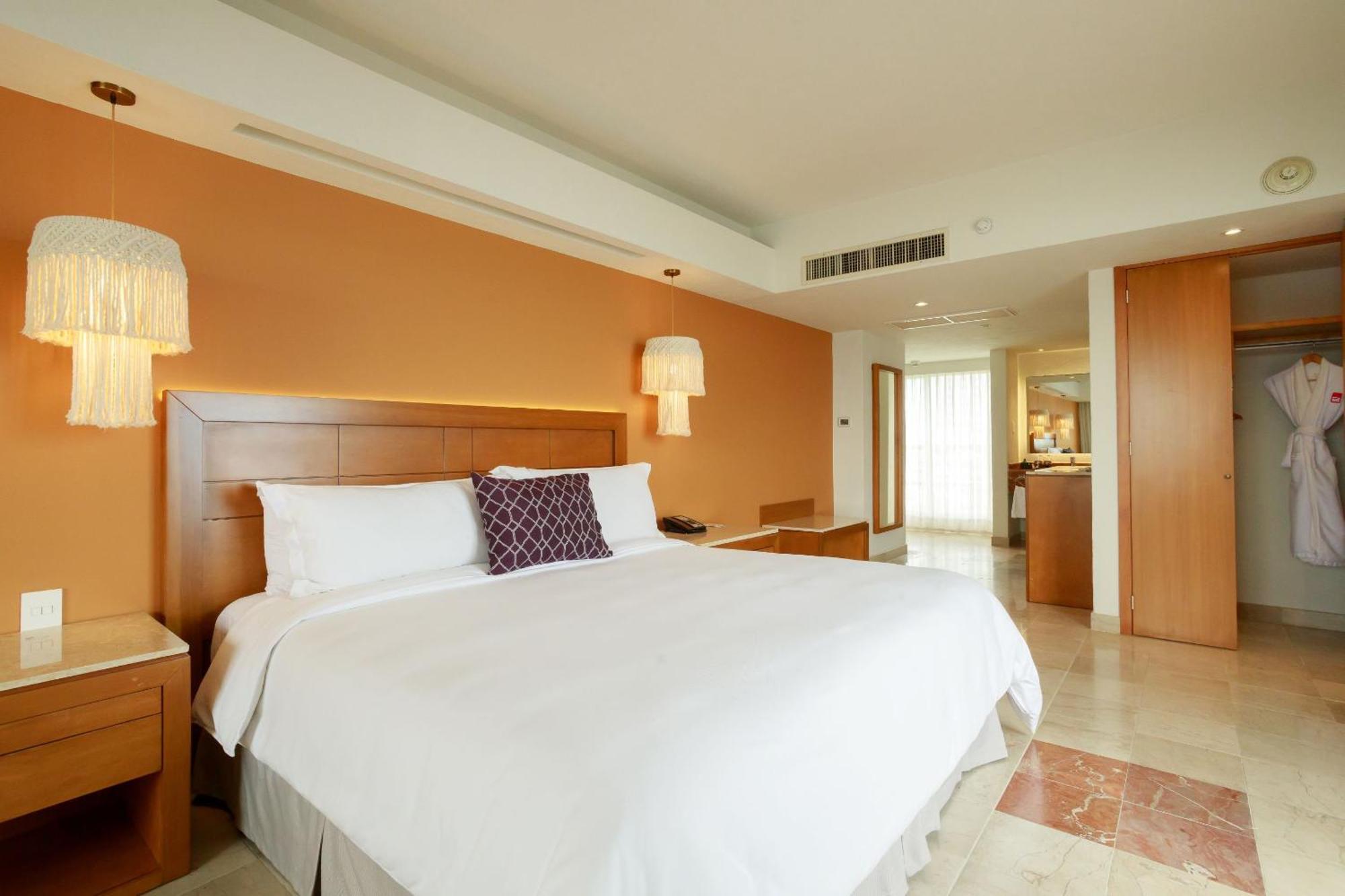 Camino Real Веракрус Экстерьер фото A bedroom at the hotel